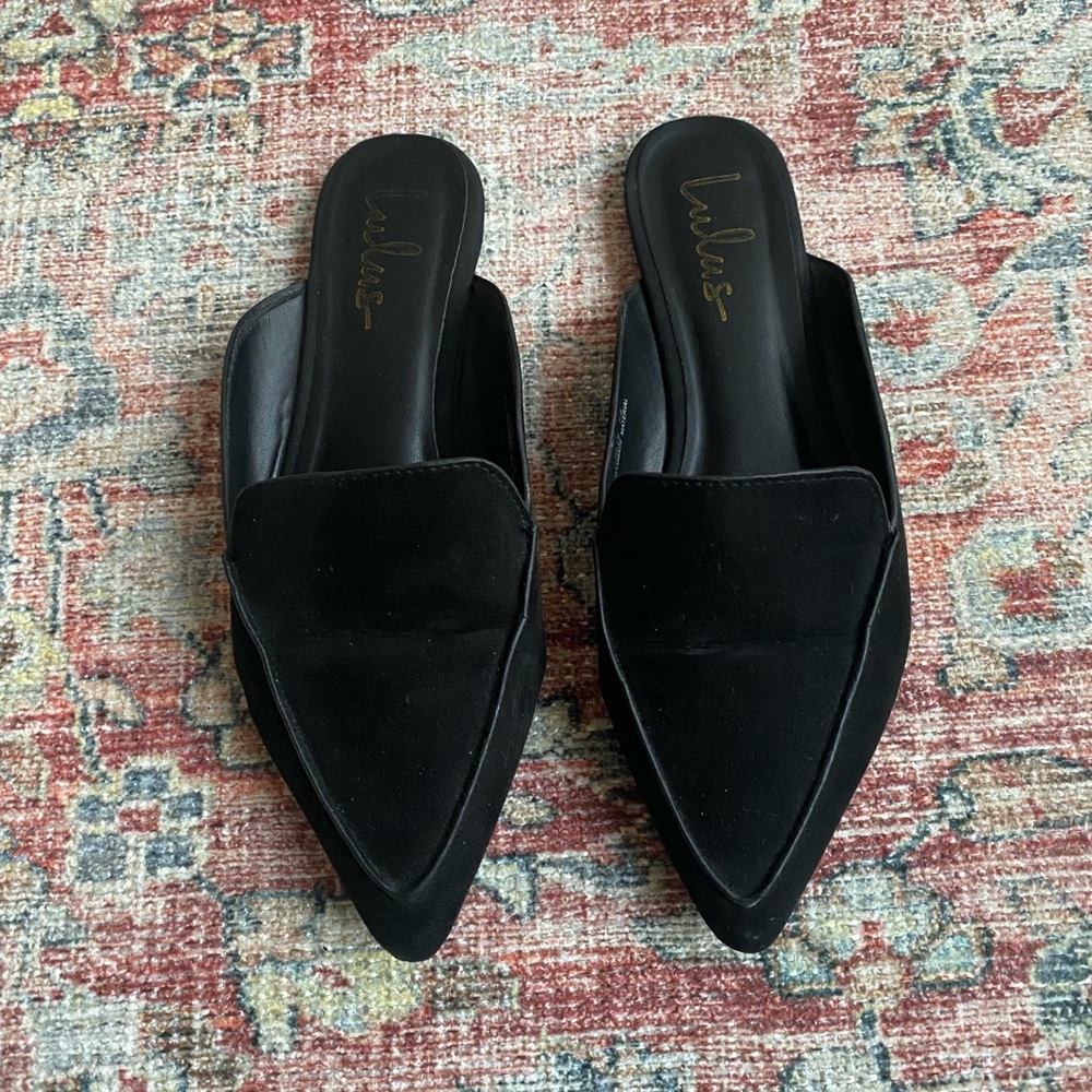 Black Pointed Loafer